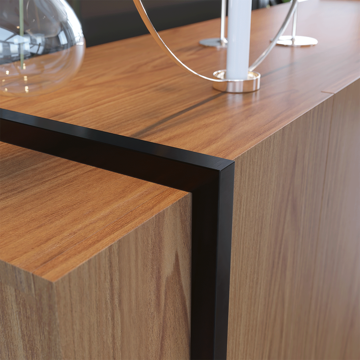 05 buffet cascavel c detalhes metalicos e 4 portas giro